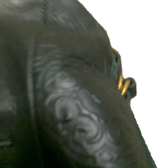 The Sak  Leather Black shoulder bag with gold hardware and design print black!! - Picture 3 of 15